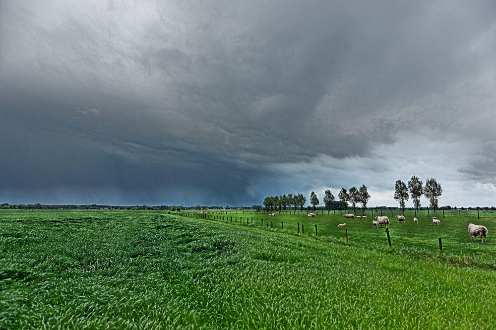 Onweer, ergens onderweg, mei 2010