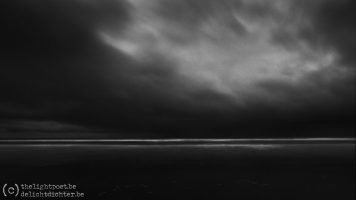 De Zee, in zwart/wit, januari 2021